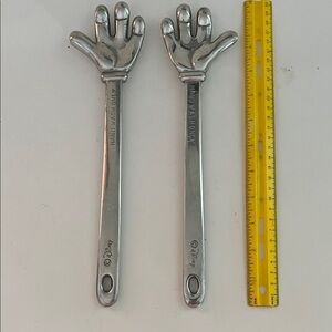 Disney aluminum Hand Salad Duo